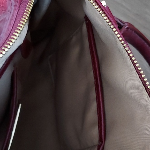 Liz Claiborne purse with wallet over shoulder and handles zipper red - Picture 8 of 12